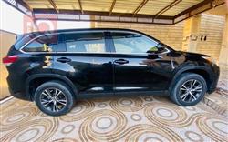 تۆیۆتا هایلاندەر